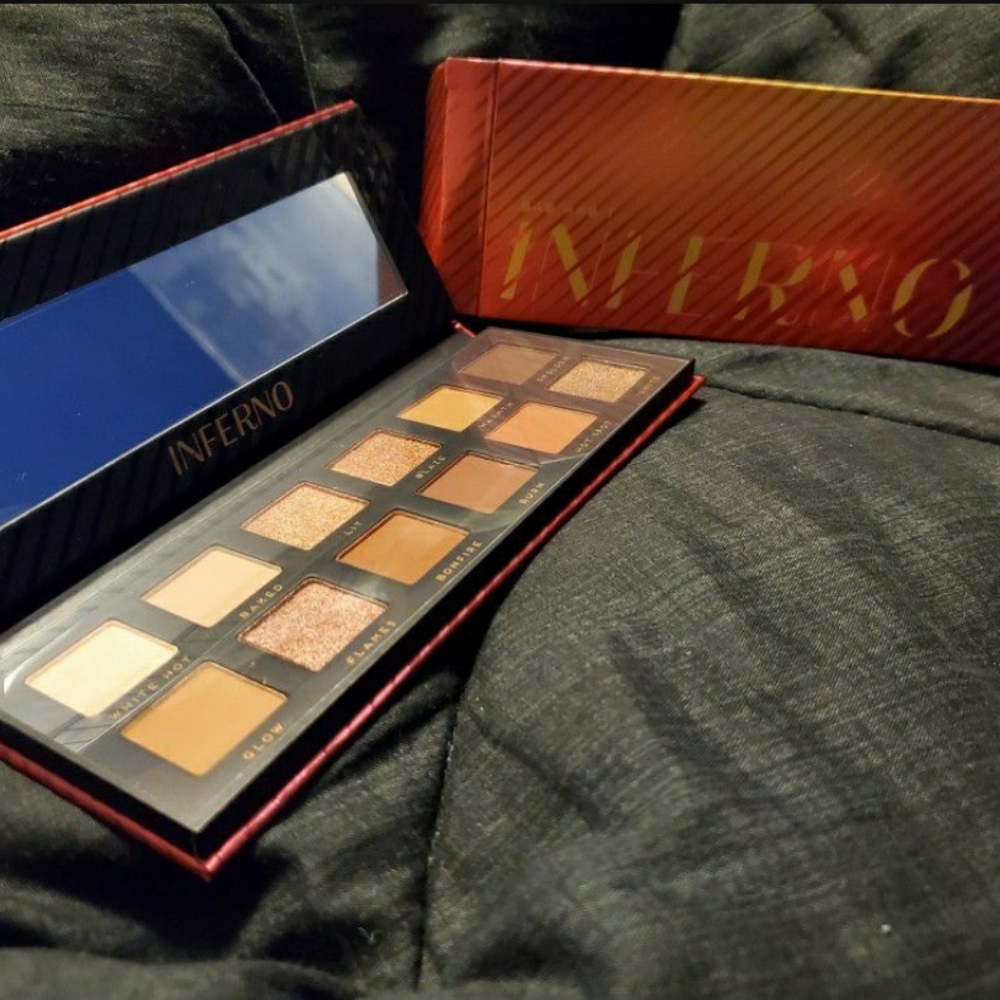 Eyeshadow Palette